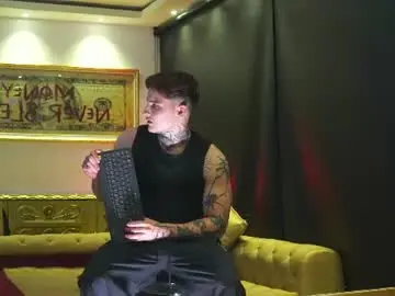 Chaturbate Free Porn Cam of dantecoppolaa