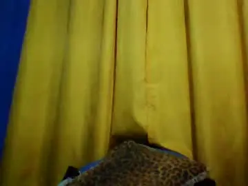 Chaturbate Adult Video Chat of opree_pirocudo