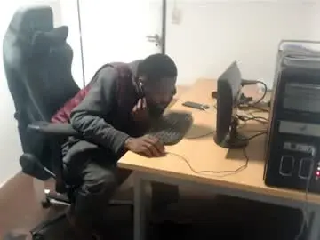 Chaturbate Live Sex Cam of masterdomfuck
