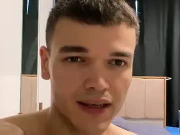 Chaturbate Live Sex Cam of shycuttwunkboy