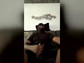 Chaturbate Best live sex cam show of badonkadick400