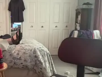 Chaturbate Free Live Porn of cfnmworkout1