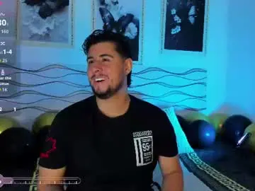 Chaturbate Live Sex Cam of ryan_evannss_