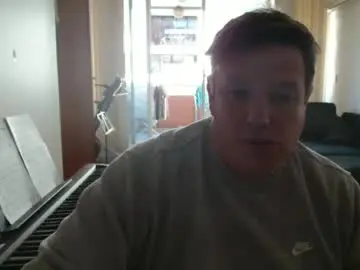 Chaturbate Live Sex Cam of bigboybenny176