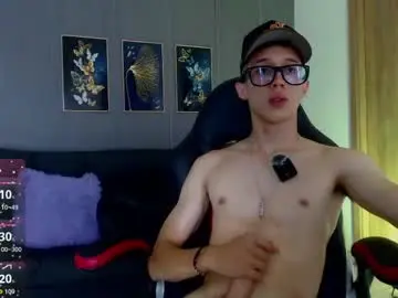 Chaturbate Adult Video Chat of skinny_bigcock20