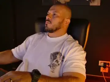 Chaturbate Sex Cam of angeloeric