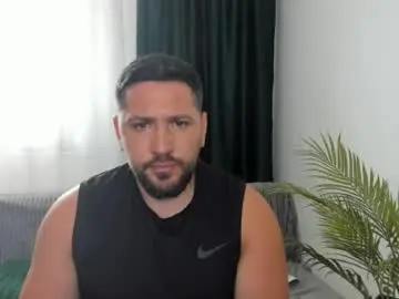 Chaturbate Live Sex Cam of gold_alpha_boy