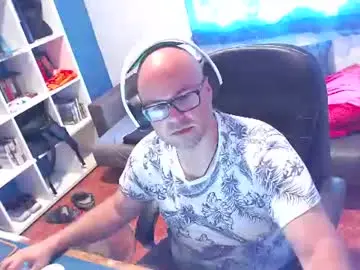 Chaturbate Best live sex cam show of ravingr3d3
