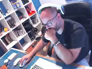 Chaturbate Live Sex Cam of ravingr3d3