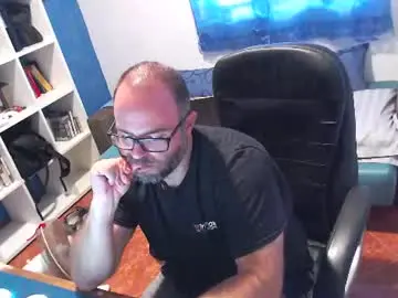 Chaturbate Live Sex Cam of ravingr3d3