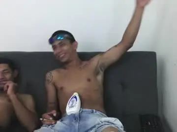 Chaturbate Best live sex cam show of kings_latins