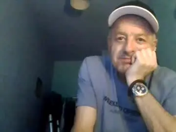 Chaturbate Live Sex Cam of burnleyguy1977