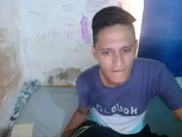Chaturbate Live Sex Cam of carlos_steven