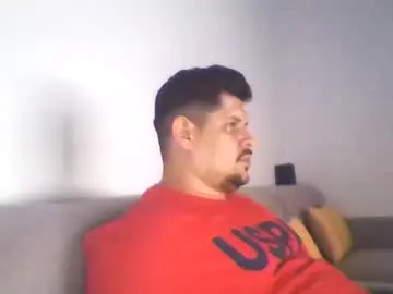 Chaturbate Best Webcam of famousboy1