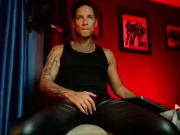 Chaturbate Free Porn Cam of leonnardojaramillo