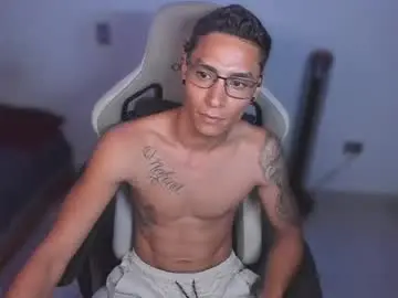 Chaturbate Best live sex cam show of wexx_