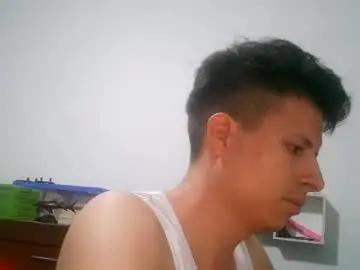 Chaturbate Adult Webcams of rosscou8
