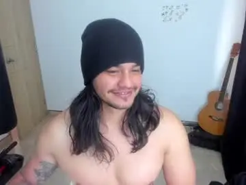 Chaturbate Live Sex Cam of loganhot22