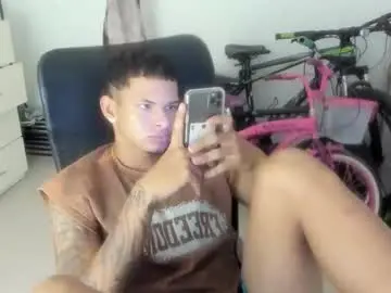 Chaturbate Best live sex cam show of white_master444