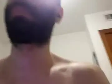 Chaturbate Live Sex Cam of cuteguy52