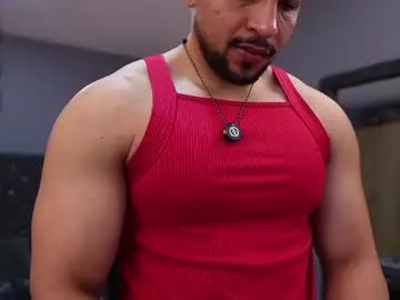 Chaturbate Best live sex cam show of loganmartinx