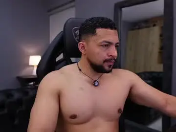 Chaturbate Free Porn Cam of loganmartinx