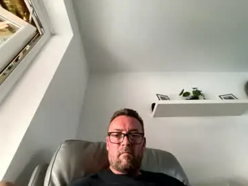 Chaturbate Adult Video Chat of sharksboy16