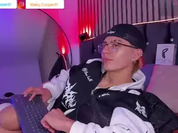 Chaturbate Free Live Porn of maiky_cooper01