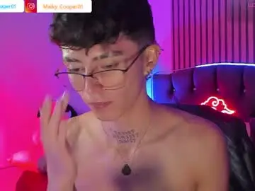 Chaturbate Best live sex cam show of maiky_cooper01