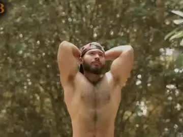 Chaturbate Live Porn of sebastianvilla__