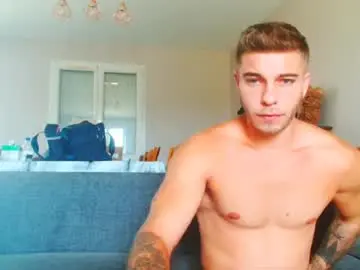 Chaturbate Live Sex Cam of elkafit28