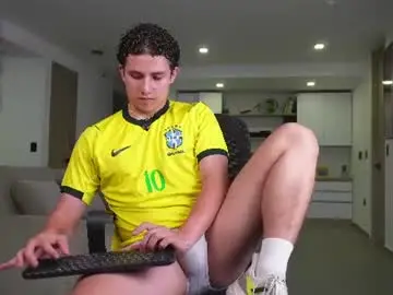 Chaturbate Live Sex Cam of theohawke_