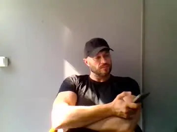 Chaturbate Sex Chat of titan_heart