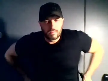 Chaturbate Live Porn of titan_heart