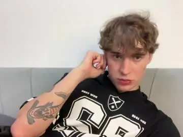 Chaturbate Watch Live Sex Cams of kevin_martin8