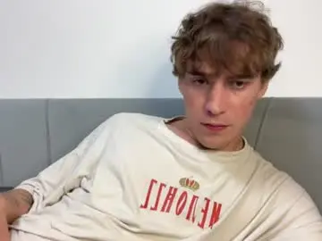 Chaturbate Sex Cam of kevin_martin8