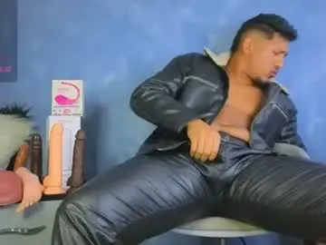 Chaturbate Live Sex of mrtom_pig