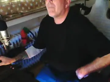 Chaturbate Sex Cam of luckyfreak1