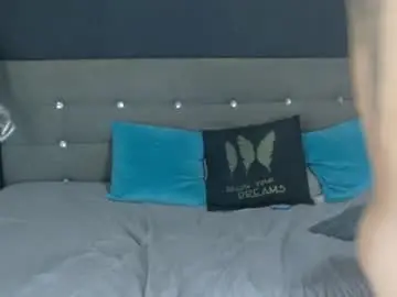 Chaturbate Live Sex Cam of touching_the_sky