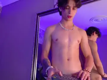 Chaturbate Nude Webcam of jessywhite1