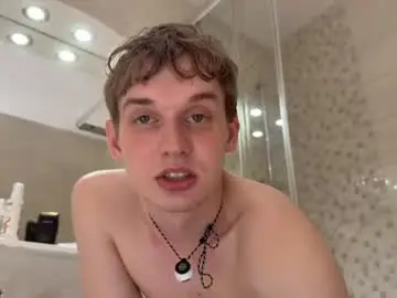Chaturbate Live Sex Cam of friday_gay_dude