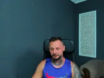 Chaturbate Adult Video Chat of brianhunts
