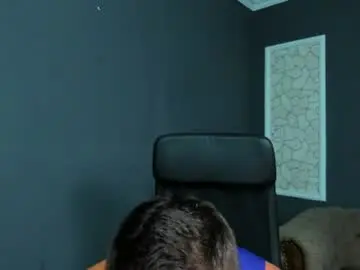 Chaturbate Nude Webcam of brianhunts