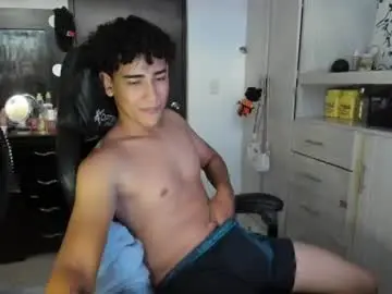 Chaturbate Best live sex cam show of jake_willianss