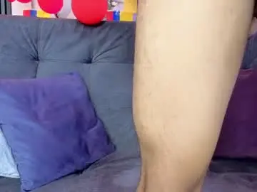 Chaturbate Live Sex of triiangel_latinboy