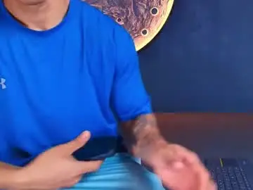 Chaturbate Live Sex Cam of duran_dhikol1