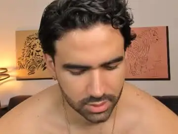 Chaturbate Best live sex cam show of bradleymartin7