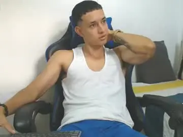Chaturbate Live Sex of jake_shadow14