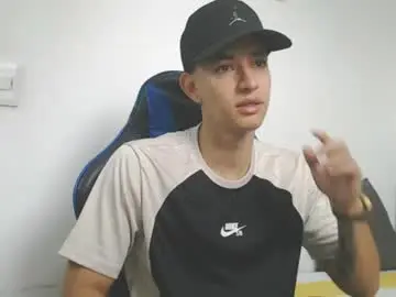 Chaturbate Live Porn of jake_shadow14