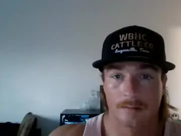 Chaturbate Live Sex Cam of swoaldaddy